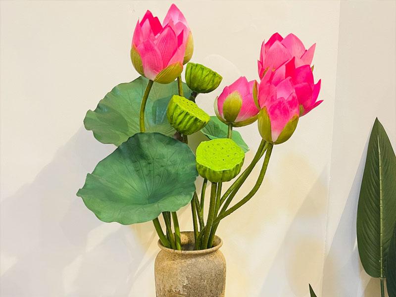 dam-gio-chon-hoa-tuoi Đám giỗ có nên chọn hoa tươi hay không?