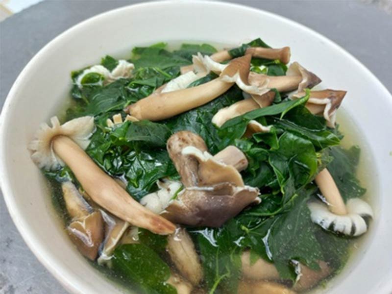nam-moi-nau-canh-rau-1 Nấm mối nấu canh